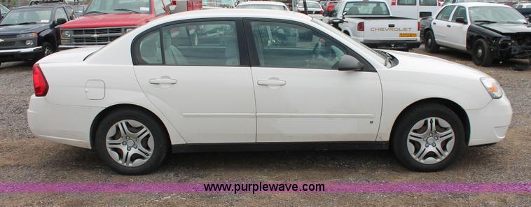image for item D8217 2007 Chevrolet Malibu LS