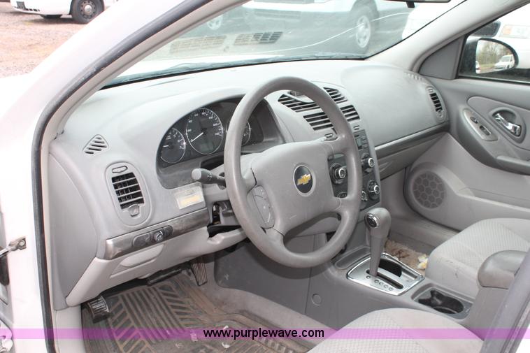 image for item D8217 2007 Chevrolet Malibu LS
