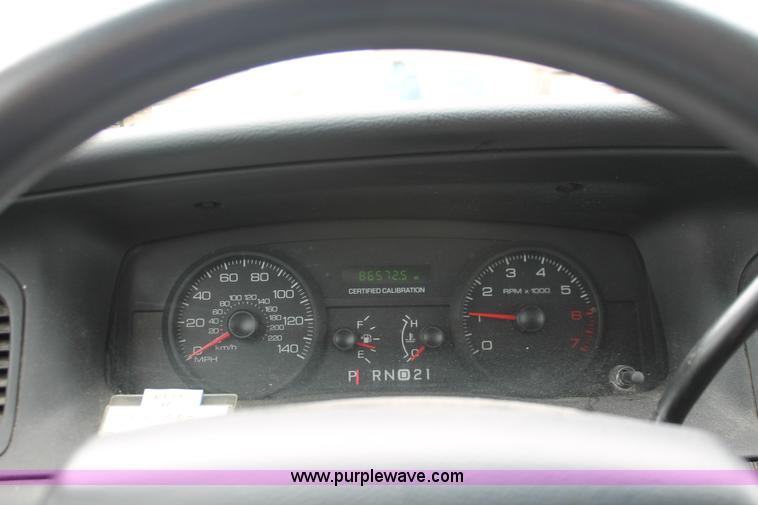 image for item D8218 2006 Ford Crown Victoria Police Interceptor