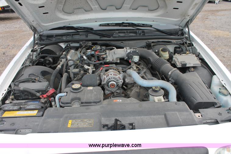 image for item D8218 2006 Ford Crown Victoria Police Interceptor