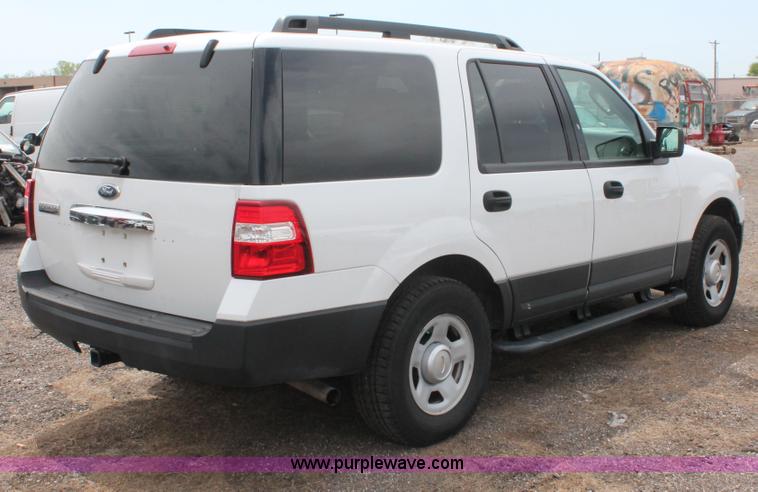 image for item D8219 2007 Ford Expedition XLT SUV
