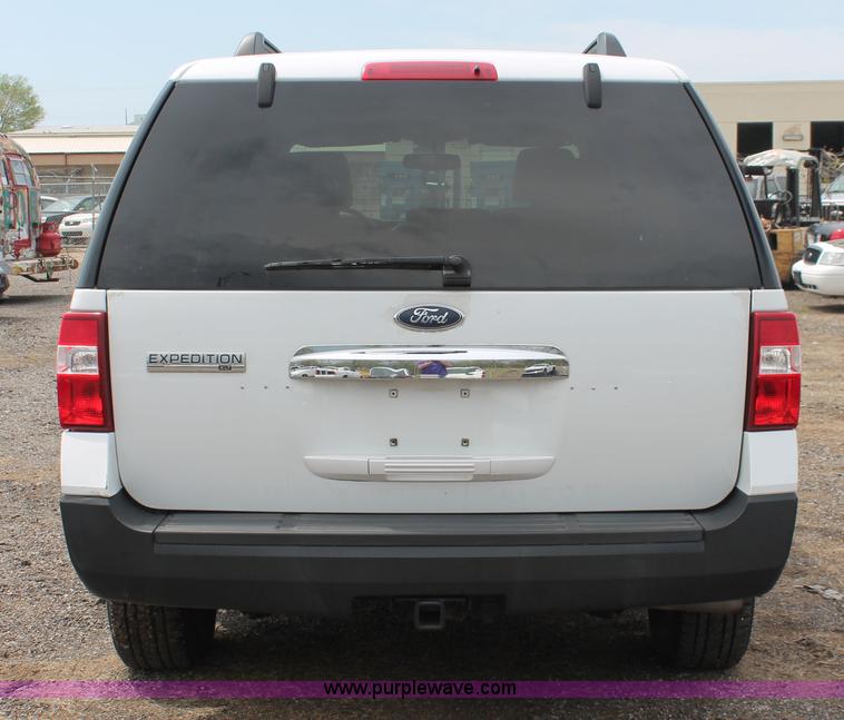 image for item D8219 2007 Ford Expedition XLT SUV