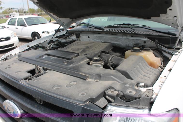 image for item D8219 2007 Ford Expedition XLT SUV