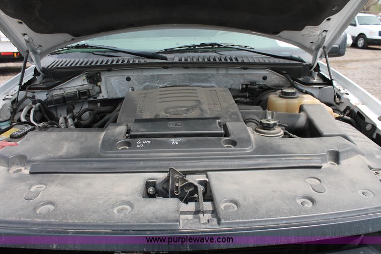 image for item D8219 2007 Ford Expedition XLT SUV