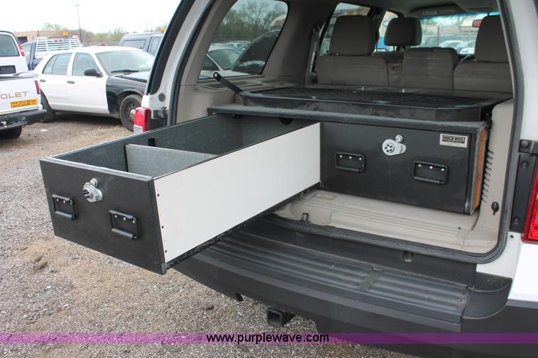 image for item D8220 2007 Ford Expedition XLT SUV