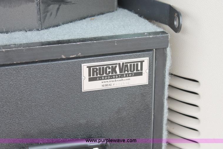 image for item D8220 2007 Ford Expedition XLT SUV