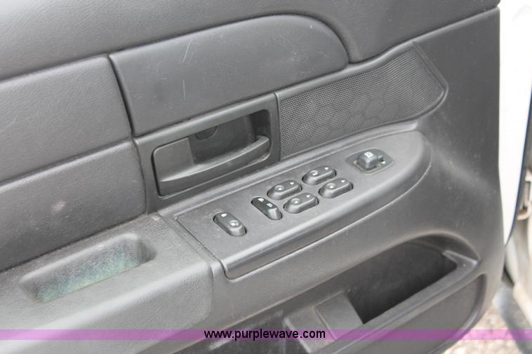 image for item D8221 2006 Ford Crown Victoria Police Interceptor