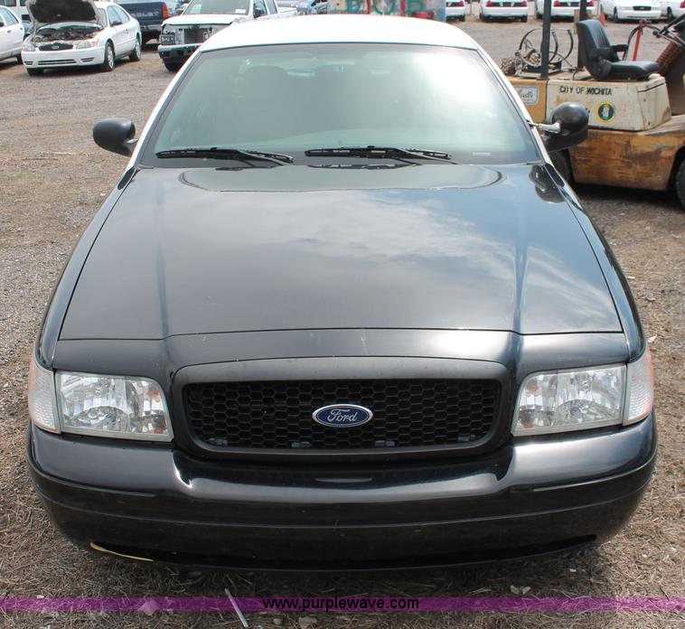 image for item D8222 2009 Ford Crown Victoria Police Interceptor
