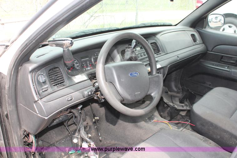 image for item D8222 2009 Ford Crown Victoria Police Interceptor