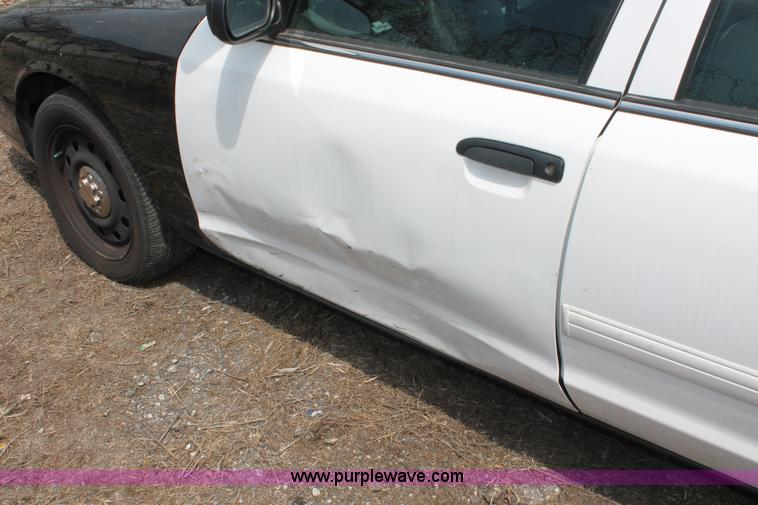 image for item D8222 2009 Ford Crown Victoria Police Interceptor