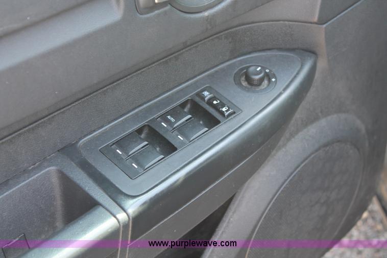 image for item D8229 2010 Dodge Charger