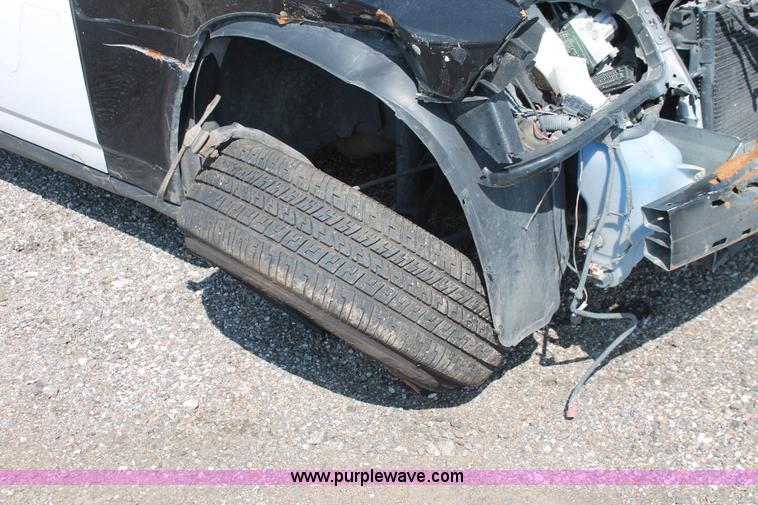 image for item D8229 2010 Dodge Charger