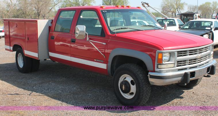 image for item D8237 1998 Chevrolet Cheyenne 3500 Crew Cab utility truck
