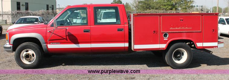 image for item D8237 1998 Chevrolet Cheyenne 3500 Crew Cab utility truck