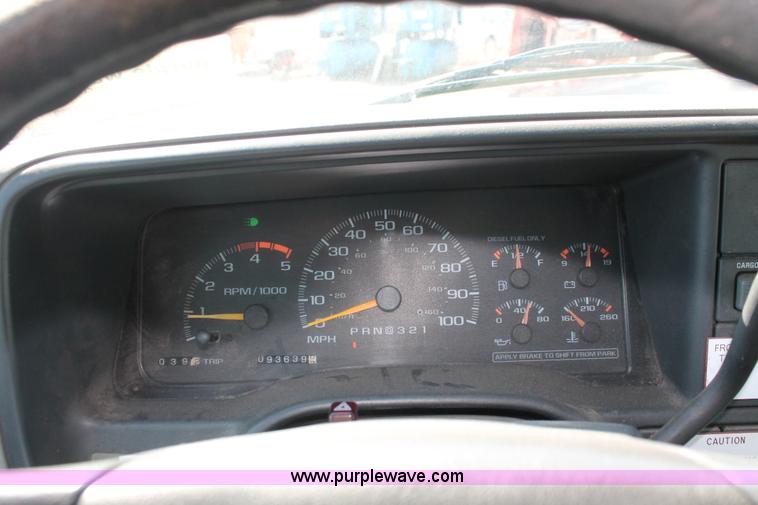 image for item D8237 1998 Chevrolet Cheyenne 3500 Crew Cab utility truck