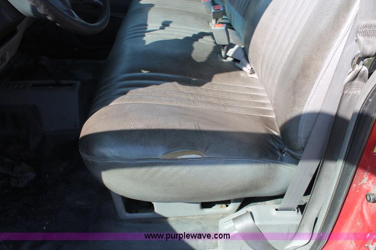 image for item D8237 1998 Chevrolet Cheyenne 3500 Crew Cab utility truck