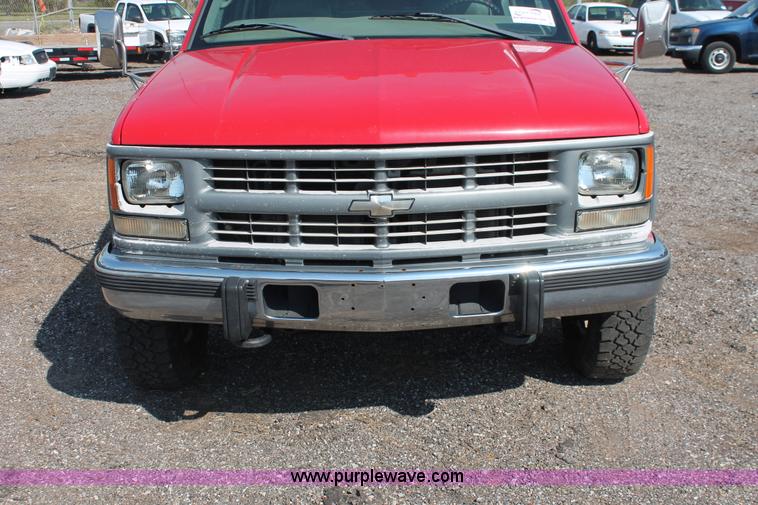 image for item D8237 1998 Chevrolet Cheyenne 3500 Crew Cab utility truck