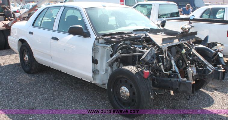 image for item D8238 2006 Ford Crown Victoria Police Interceptor