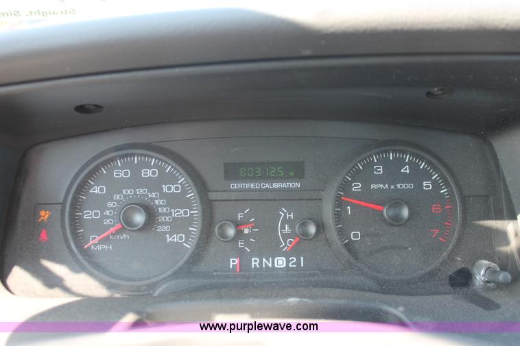 image for item D8238 2006 Ford Crown Victoria Police Interceptor