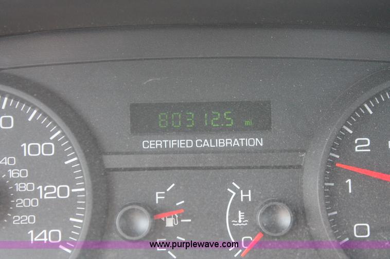 image for item D8238 2006 Ford Crown Victoria Police Interceptor