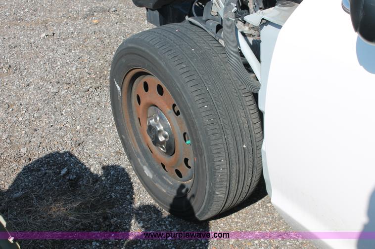 image for item D8238 2006 Ford Crown Victoria Police Interceptor