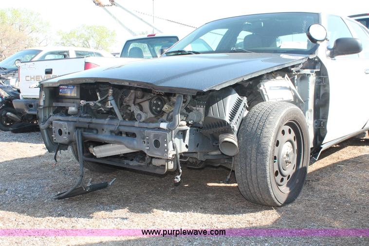 image for item D8241 2009 Ford Crown Victoria Police Interceptor