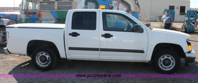 image for item D8243 2008 Chevrolet Colorado LT extended cab pickup truck