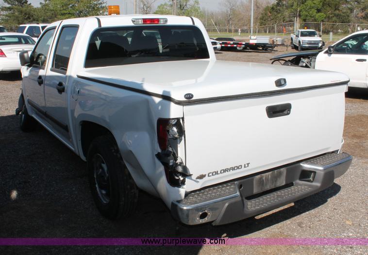 image for item D8243 2008 Chevrolet Colorado LT extended cab pickup truck