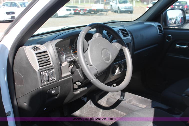 image for item D8243 2008 Chevrolet Colorado LT extended cab pickup truck