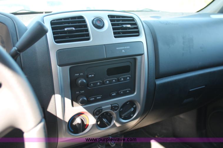 image for item D8243 2008 Chevrolet Colorado LT extended cab pickup truck