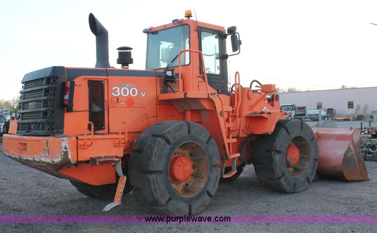 image for item D8245 2003 Daewoo Mega 300-V wheel loader