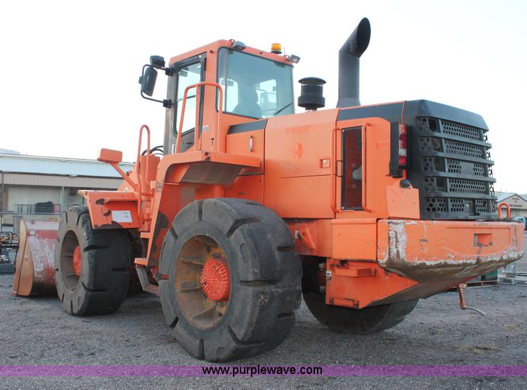 image for item D8245 2003 Daewoo Mega 300-V wheel loader