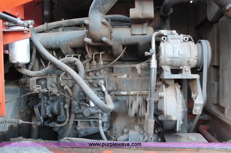 image for item D8245 2003 Daewoo Mega 300-V wheel loader