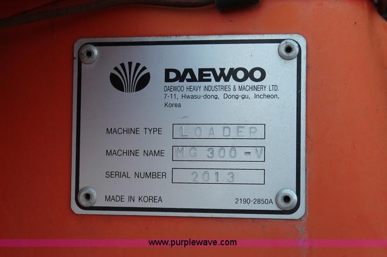 image for item D8245 2003 Daewoo Mega 300-V wheel loader