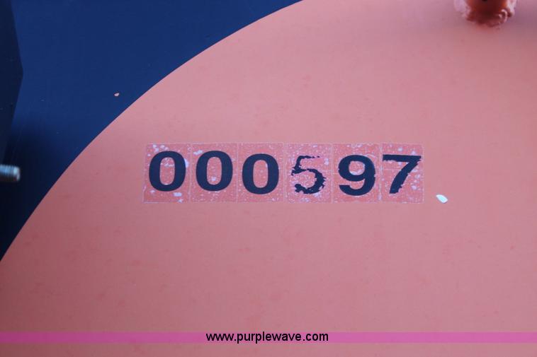 image for item D8245 2003 Daewoo Mega 300-V wheel loader