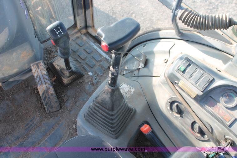 image for item D8247 2000 New Holland LB75 backhoe