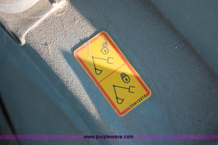 image for item D8247 2000 New Holland LB75 backhoe