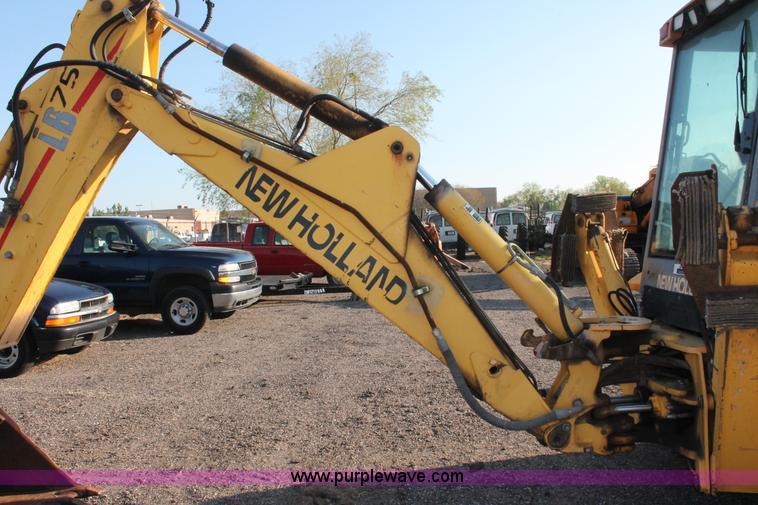 image for item D8247 2000 New Holland LB75 backhoe