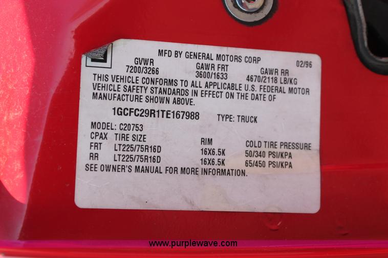 image for item D8250 1996 Chevrolet Cheyenne 2500 extended cab pickup truck