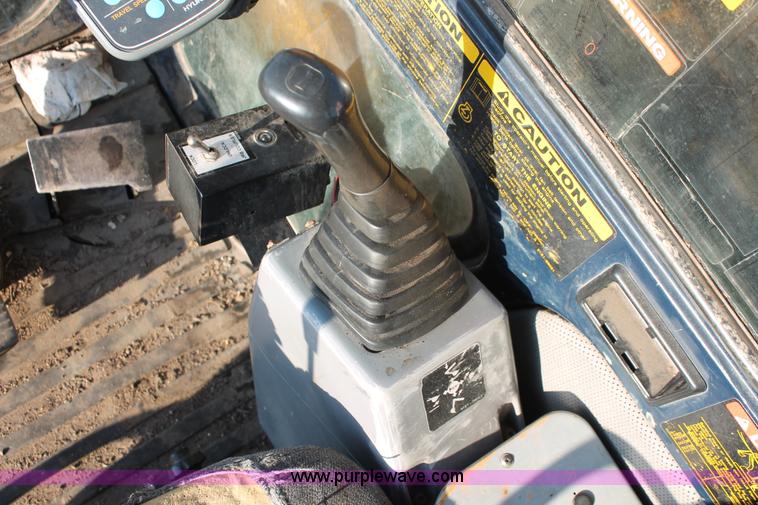image for item D8253 1999 Hyundai Robex 250LC-3 excavator