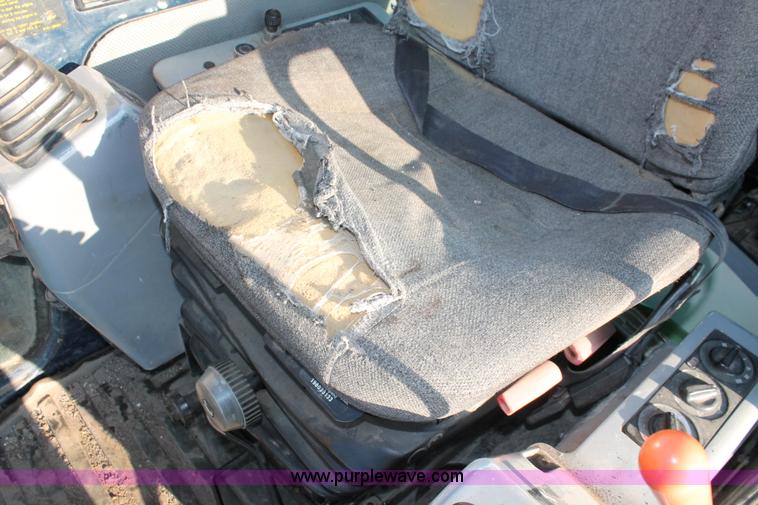 image for item D8253 1999 Hyundai Robex 250LC-3 excavator