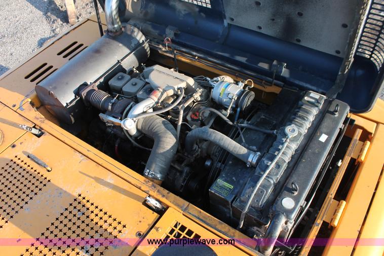 image for item D8253 1999 Hyundai Robex 250LC-3 excavator