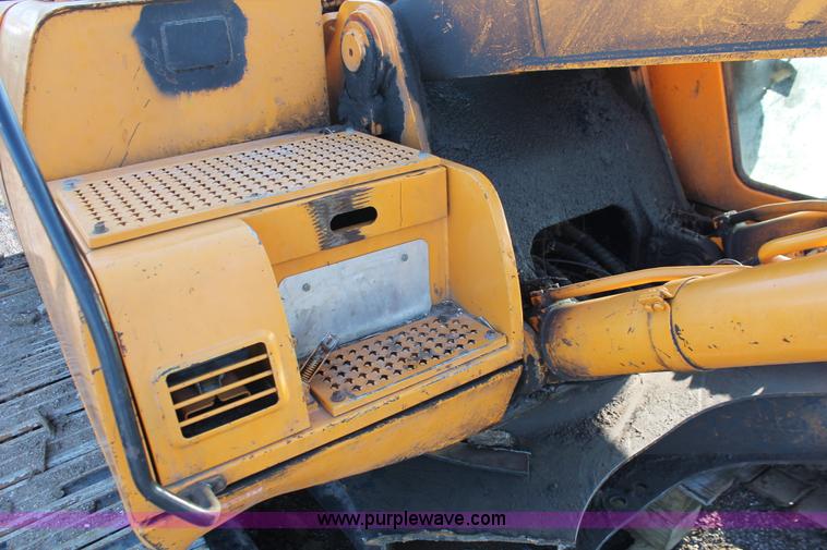 image for item D8253 1999 Hyundai Robex 250LC-3 excavator