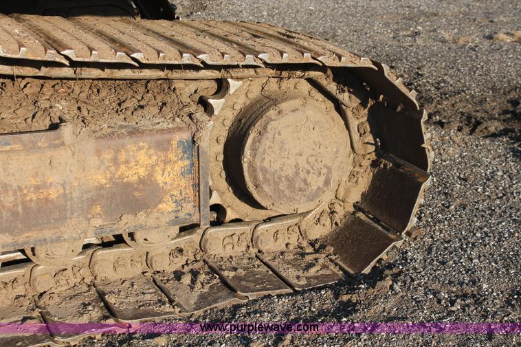 image for item D8253 1999 Hyundai Robex 250LC-3 excavator