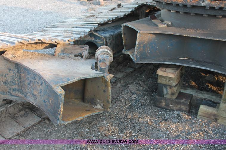 image for item D8253 1999 Hyundai Robex 250LC-3 excavator