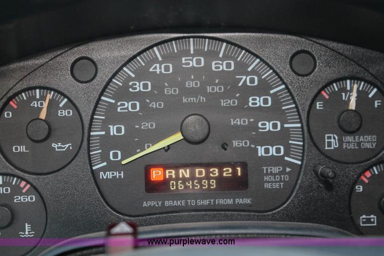 image for item D8254 1999 Chevrolet Astro van