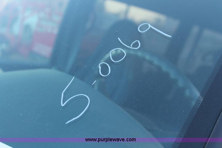 image for item D8254 1999 Chevrolet Astro van