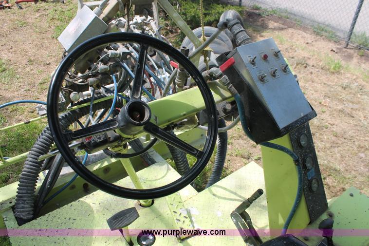 image for item D8283 1996 MB ride-on paint striper