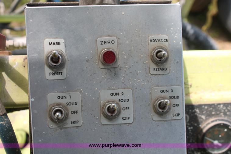 image for item D8283 1996 MB ride-on paint striper