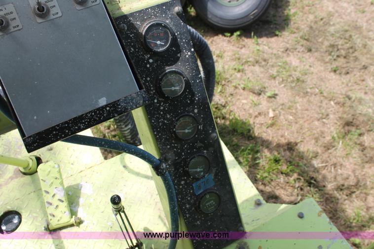 image for item D8283 1996 MB ride-on paint striper